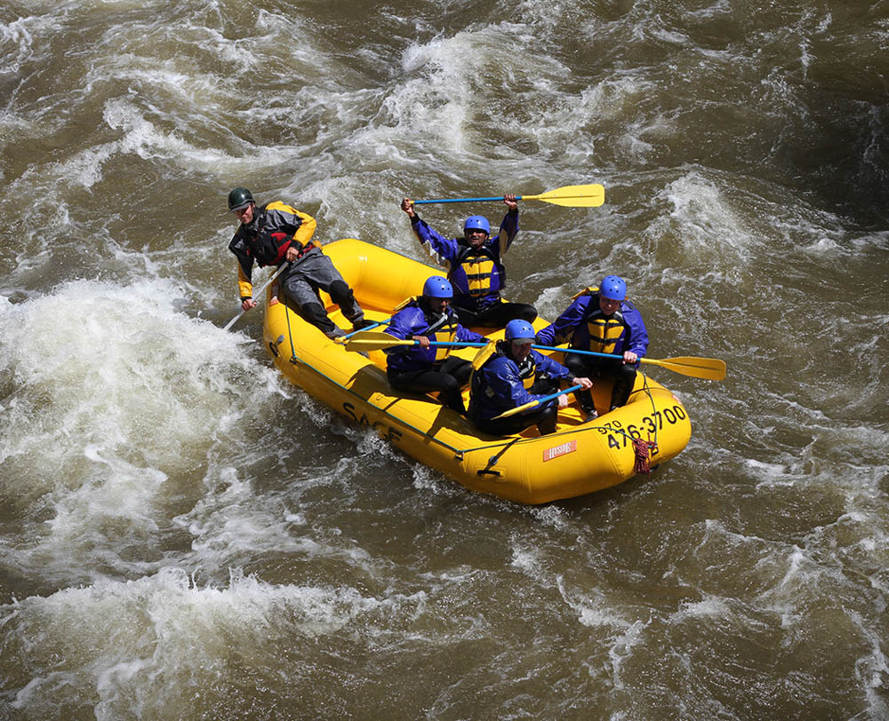 giant rafts for lakes