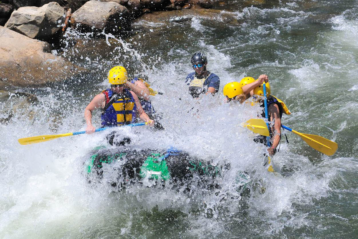 Rafting Trips in Vail, CO | Sage Outdoor Adventures